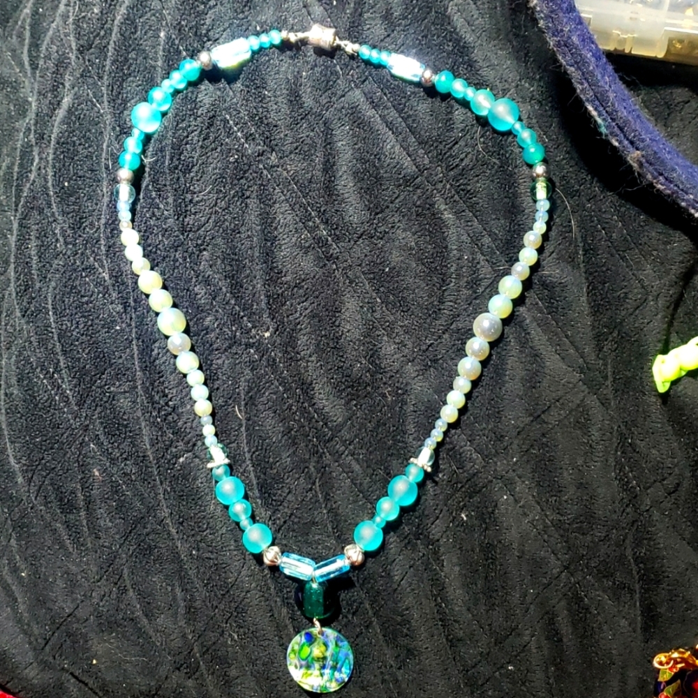 Aqua albone glass necklace